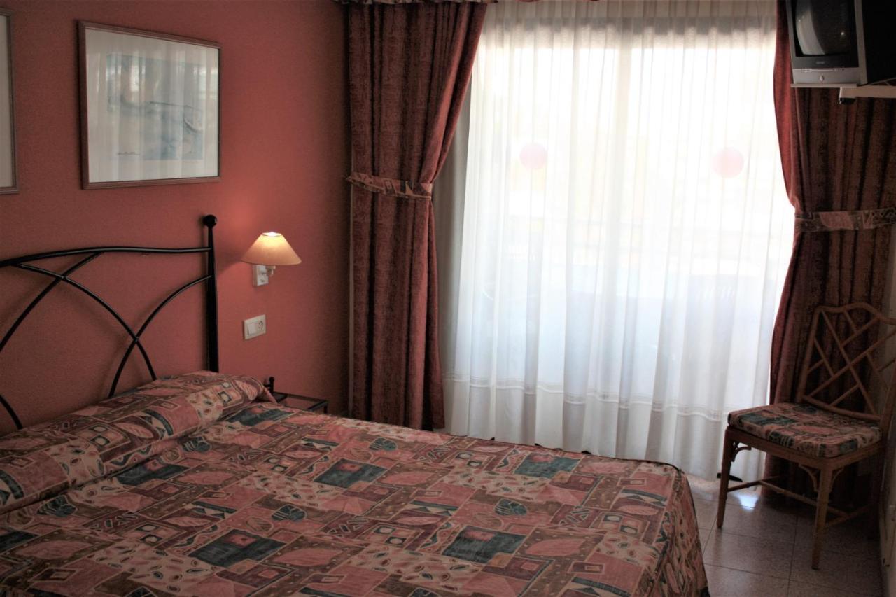 Apartamentos Aventura 萨洛 外观 照片