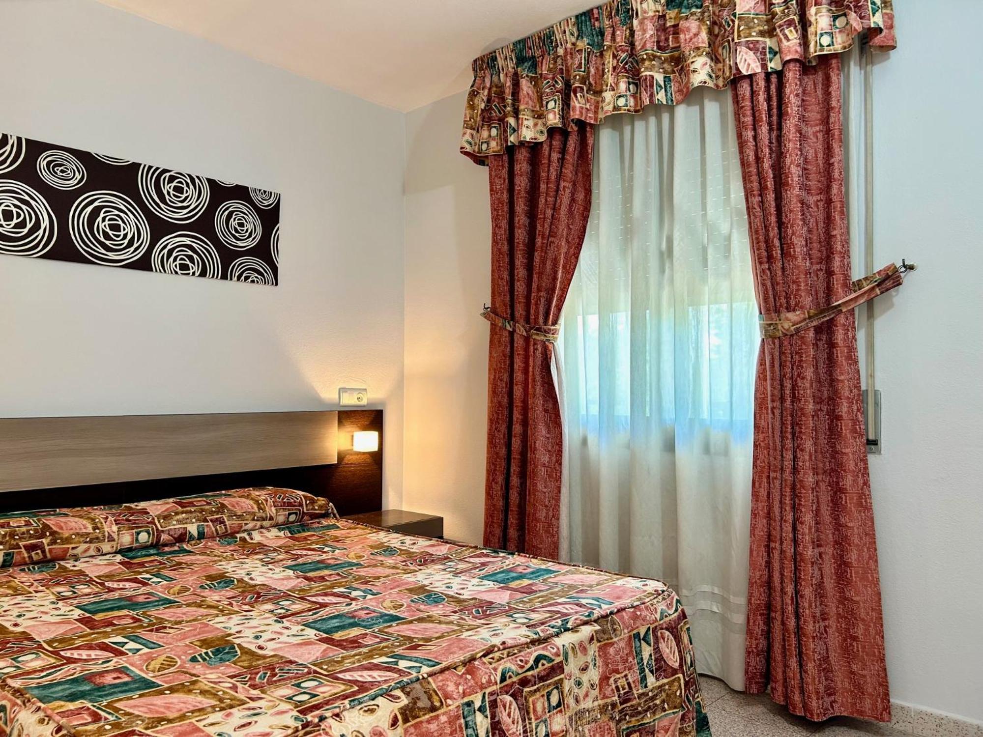 Apartamentos Aventura 萨洛 外观 照片