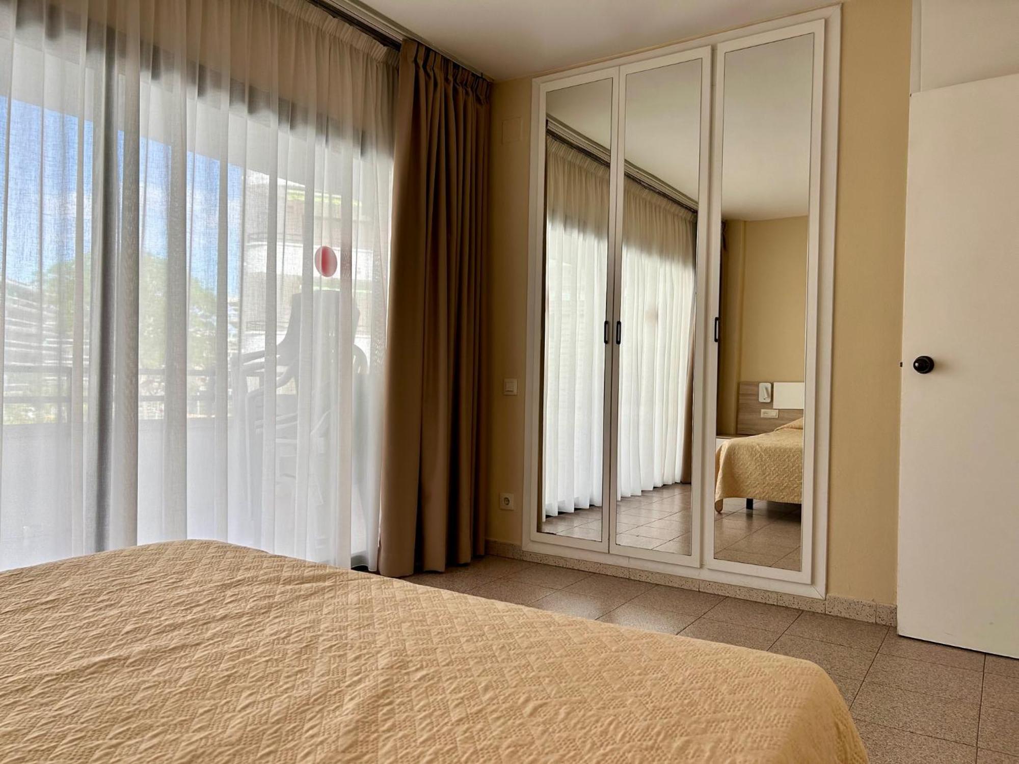 Apartamentos Aventura 萨洛 外观 照片