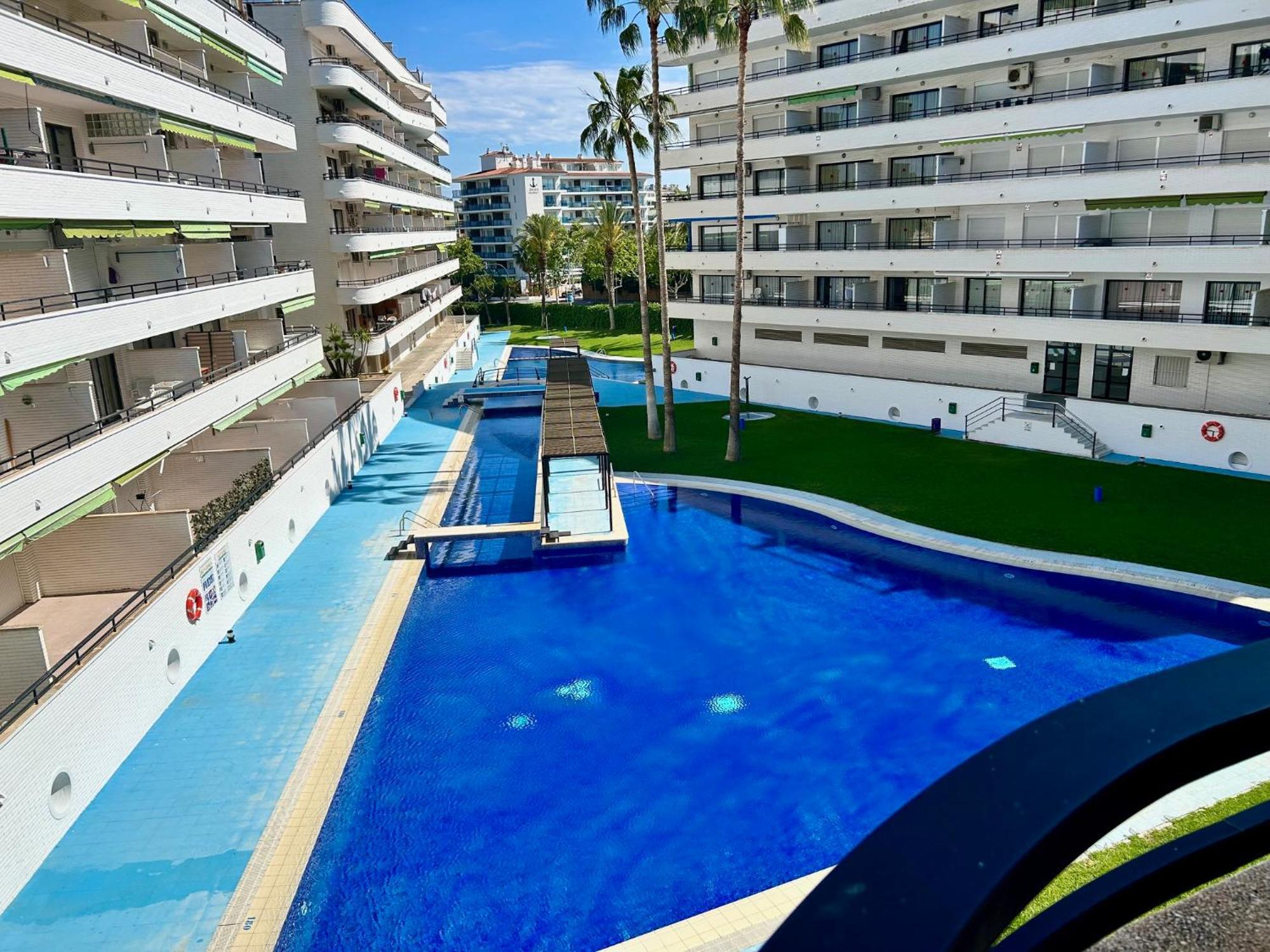 Apartamentos Aventura 萨洛 外观 照片